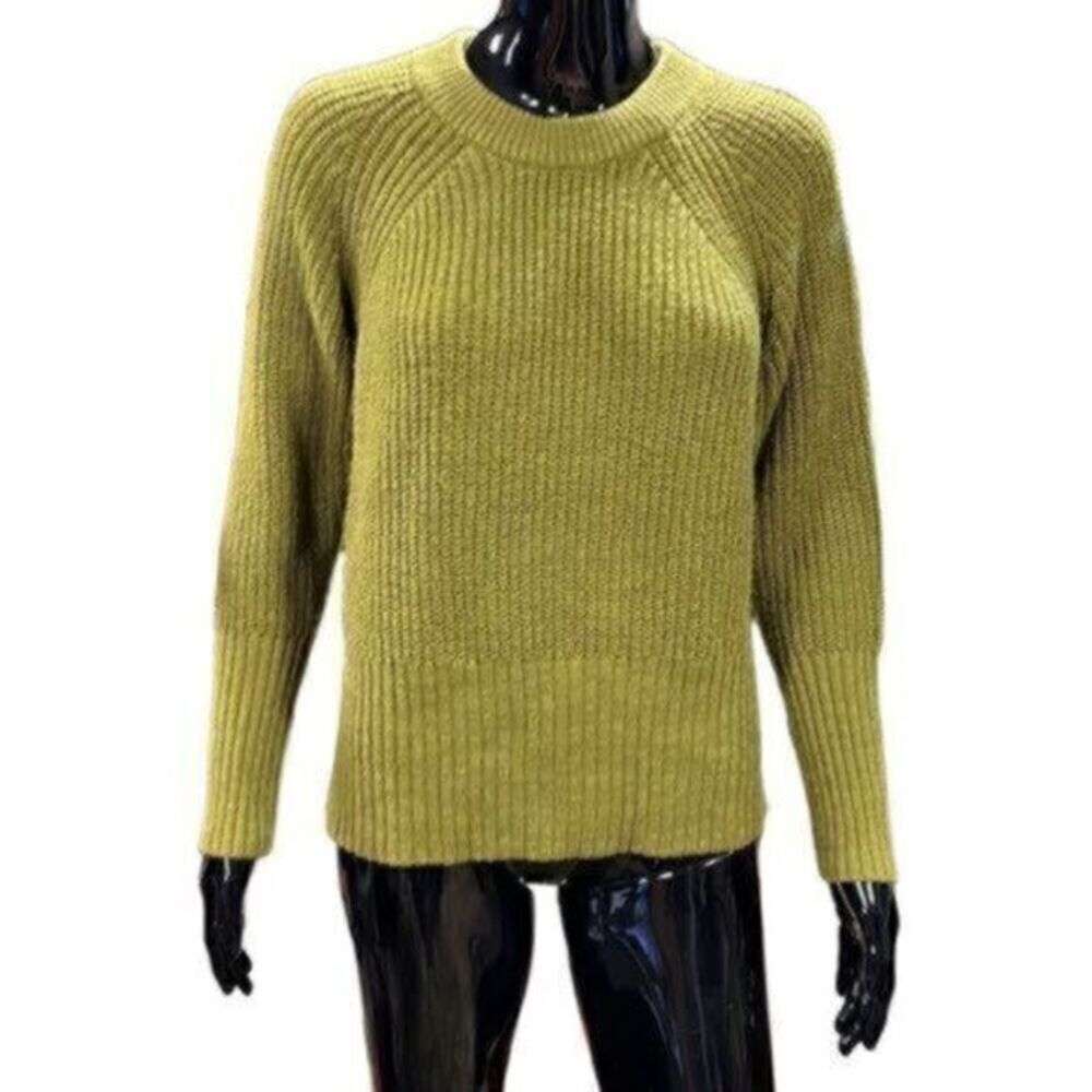 Green Chunky Knit Universal Trend green sweater size medium